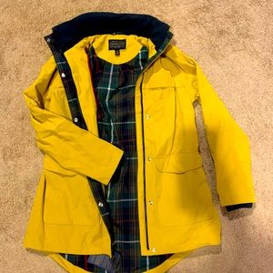 Brand new Pendleton yellow raincoat